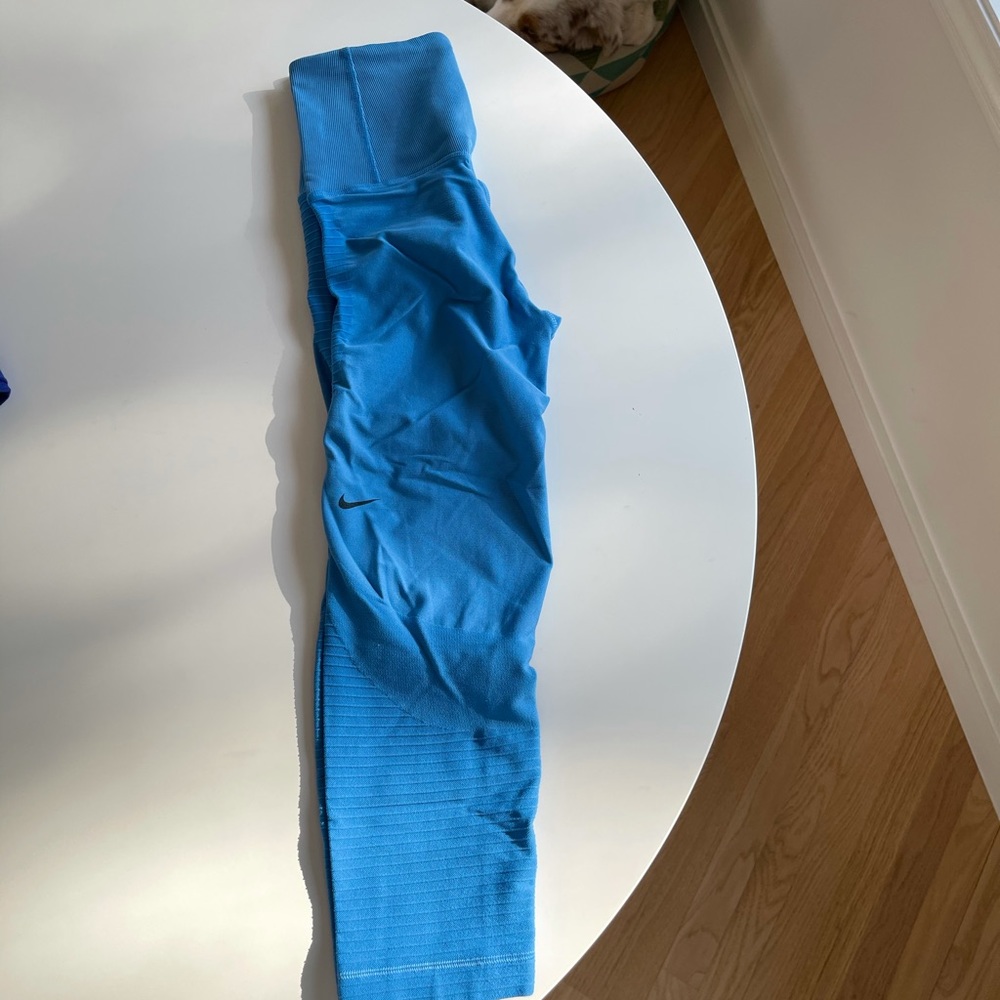 Nike Dry Fit 5/8 High Waisted Leggings
